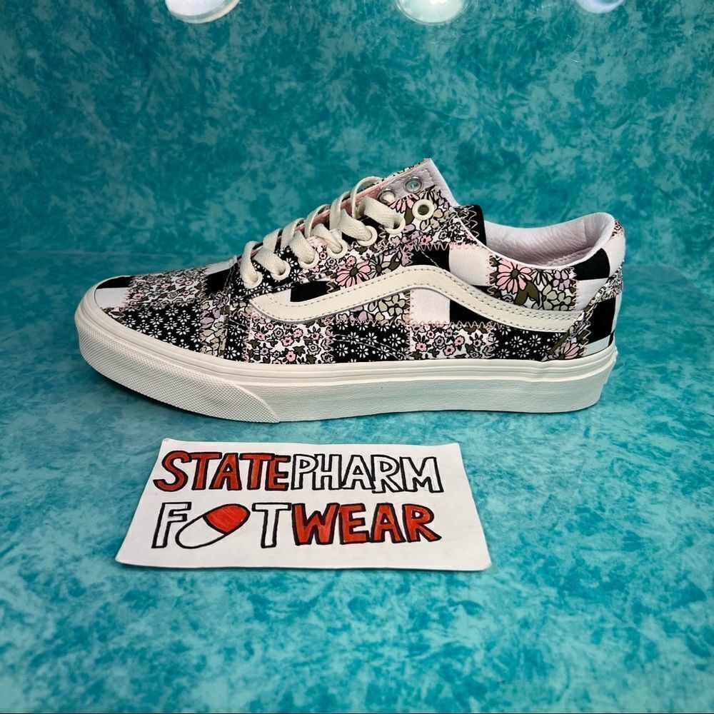 Vans Old Skool 'Floral Patchwork' Women’s Pink Black White Low Top Shoes - Picture 2 of 5